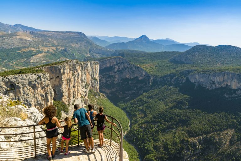 Point de vue panoramique du Verdon - cascade var
