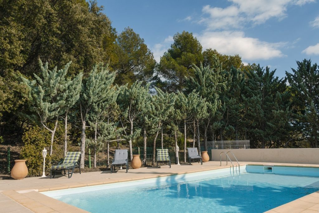 Photo - Hotel 4 étoiles Var : Découvrez l’excellence de la Bastide de Tourtour IMG 6714 small piscine villa bastide de tourtour - location villa var