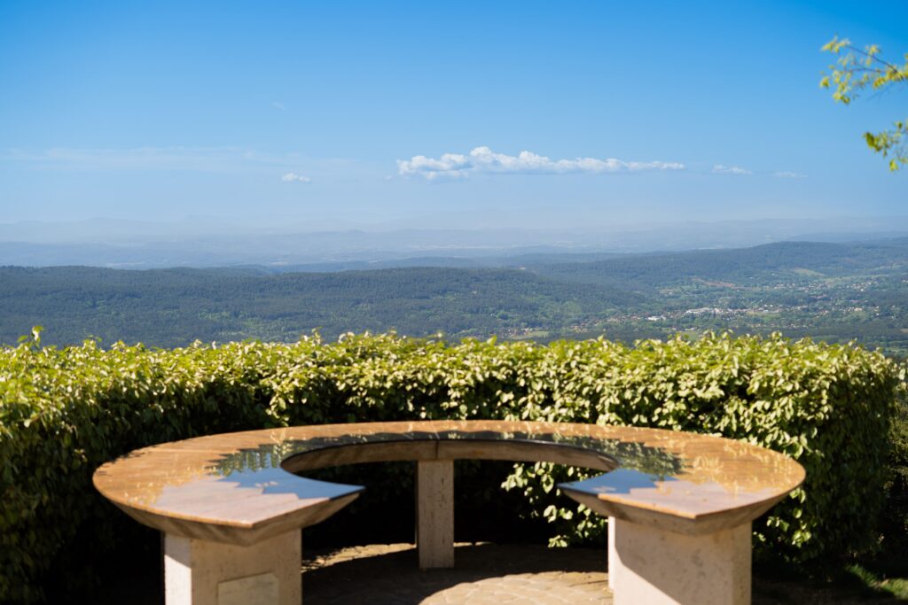 Que faire à Tourtour ? Découvrir la vue panoramique