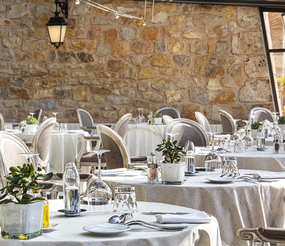 Tables du restaurant de la Bastide de Tourtour - restaurant truffe var