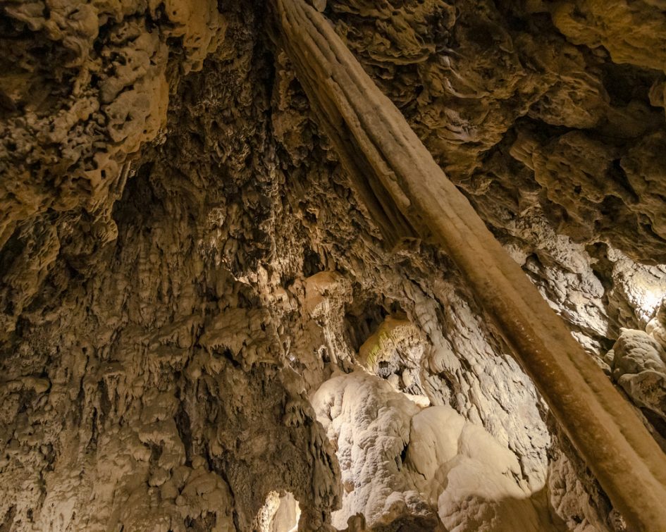 villecroze cave