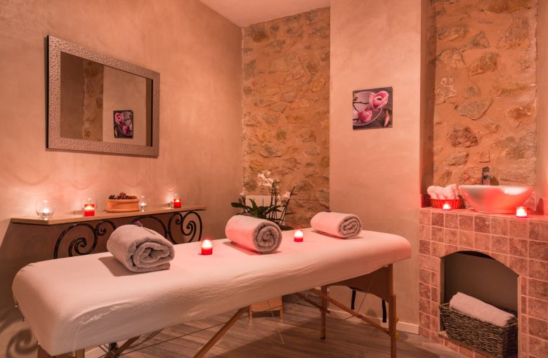 Massage room at La Bastide